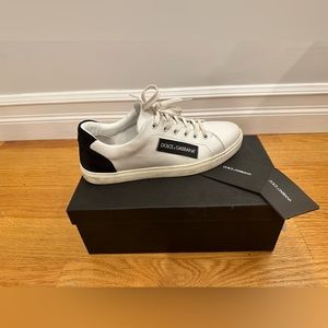 DOLCE & GABBANA
Black White Leather Low Top Sneakers